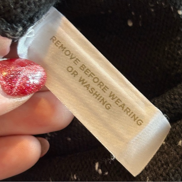 LOFT Black and White Turtleneck Sweater Super Comfy Size M NWOT - Picture 10 of 10